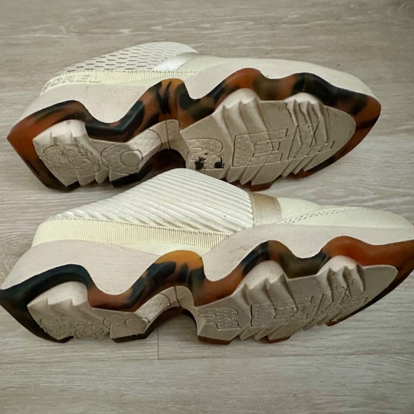 Sorel Kinetic Impact II Mule Sneakers, slip on, Bleached Ceramic Chalk Size 7.5 - Picture 5 of 8